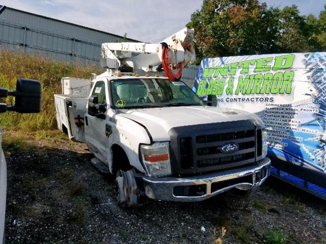 1FDAF56R18EE10340 - 2008 FORD F550 SUPER WHITE photo 1