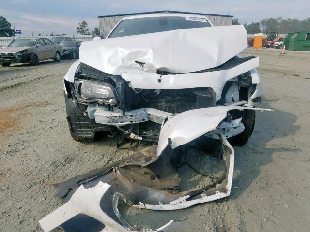 2C3CCABGXFH882758 - 2015 CHRYSLER 300 S WHITE photo 7