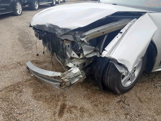 2G2WP552681185401 - 2008 PONTIAC GRAND PRIX SILVER photo 9