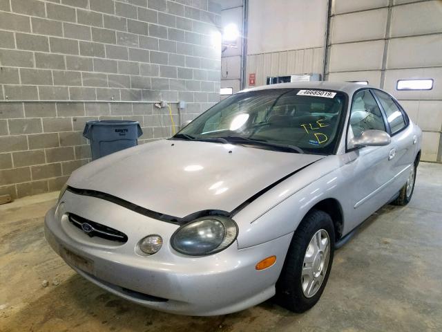 1FAFP53UXXA235355 - 1999 FORD TAURUS SE SILVER photo 2