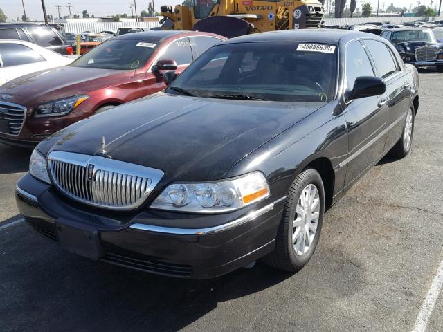 1LNHM81W17Y624793 - 2007 LINCOLN TOWN CAR S BLACK photo 2