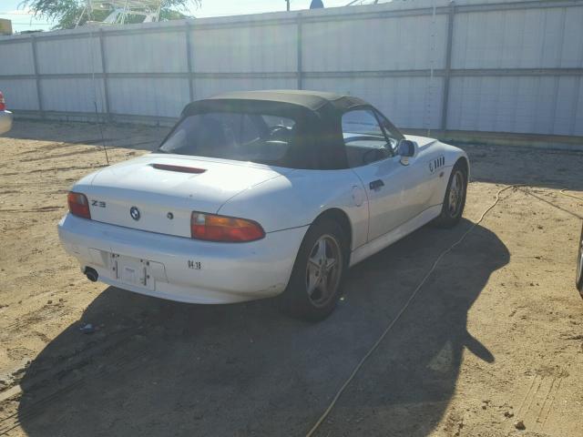 4USCH732XTLB75044 - 1996 BMW Z3 1.9 WHITE photo 4