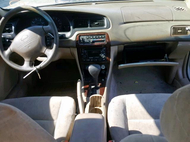 1N4DL01D7XC174639 - 1999 NISSAN ALTIMA XE GOLD photo 9