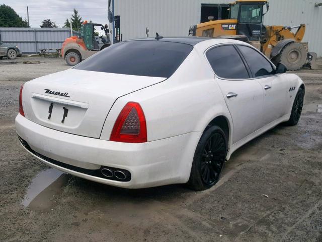 ZAMFK39AX90042427 - 2009 MASERATI QUATTROPOR WHITE photo 4