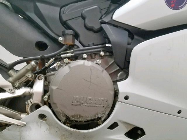 ZDM14B1W4KB009898 - 2019 DUCATI SUPERBIKE WHITE photo 5