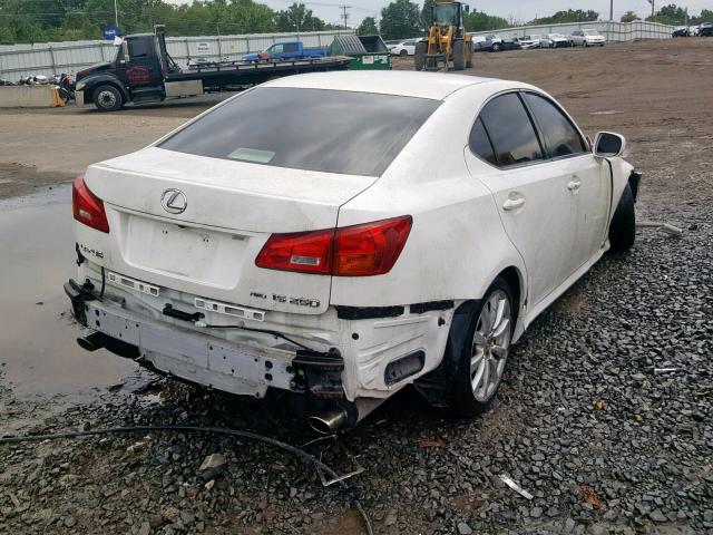 JTHCK262262000735 - 2006 LEXUS IS 250 WHITE photo 4