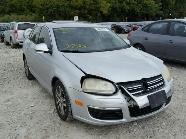 3VWSF31KX6M616297 - 2006 VOLKSWAGEN JETTA 2.5 SILVER photo 1