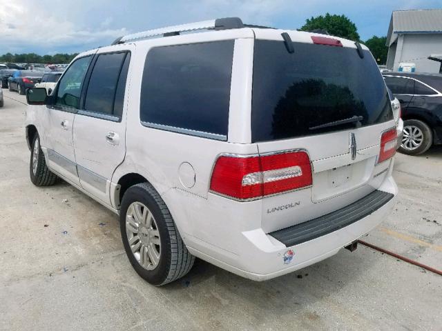 5LMJJ2H56BEJ08490 - 2011 LINCOLN NAVIGATOR WHITE photo 3