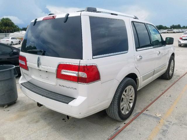 5LMJJ2H56BEJ08490 - 2011 LINCOLN NAVIGATOR WHITE photo 4