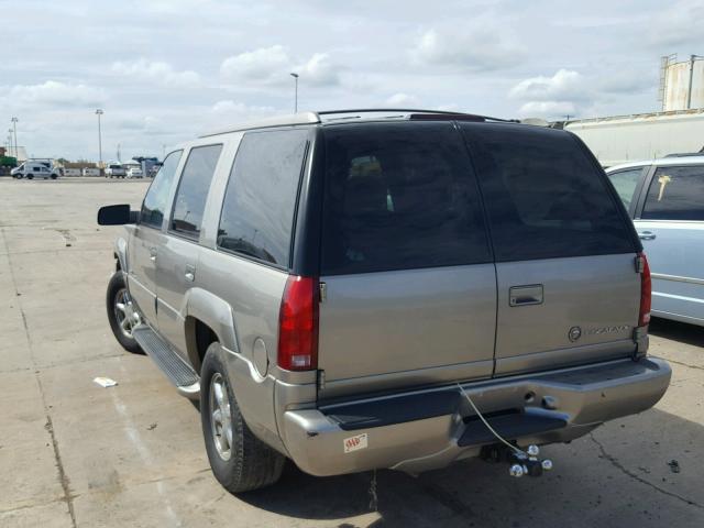 1GYEK13R5YR134780 - 2000 CADILLAC ESCALADE GOLD photo 3