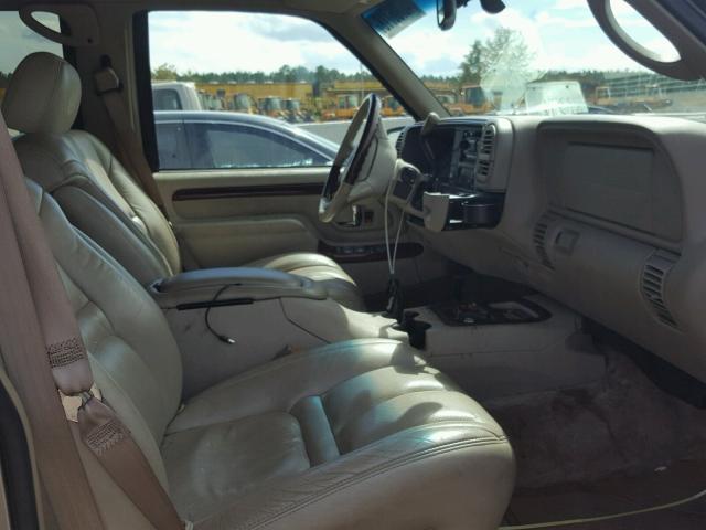 1GYEK13R5YR134780 - 2000 CADILLAC ESCALADE GOLD photo 5