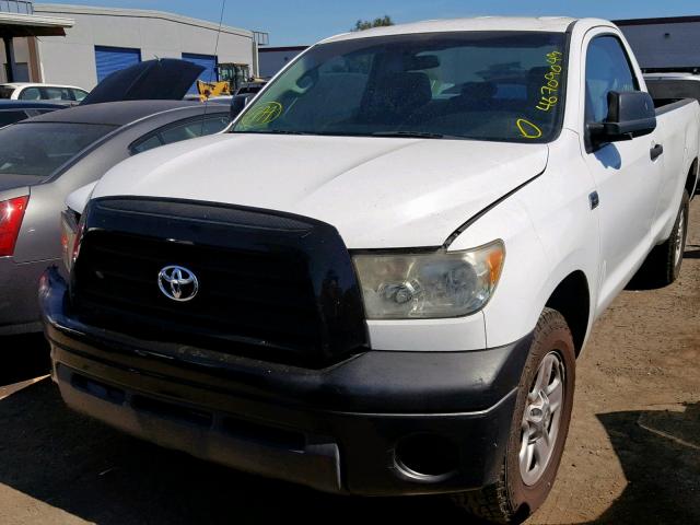 5TFLT52137X002950 - 2007 TOYOTA TUNDRA WHITE photo 2