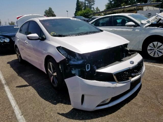 3KPFL4A85JE217596 - 2018 KIA FORTE EX WHITE photo 1