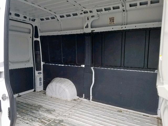 3C6TRVBG6JE139169 - 2018 RAM PROMASTER 白色 照片 6