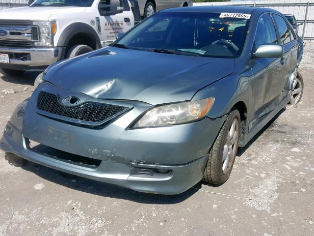 4T1BE46KX8U762567 - 2008 TOYOTA CAMRY CE GRAY photo 2