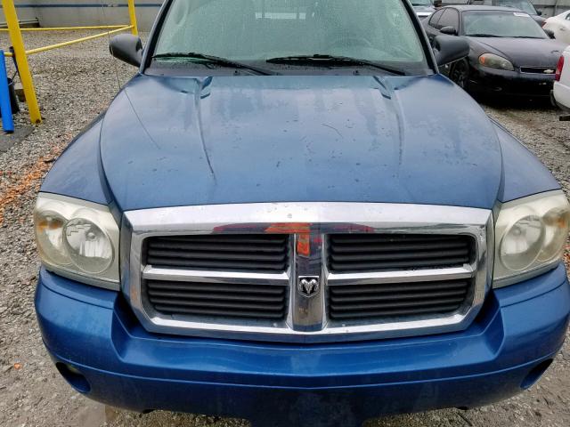 1D7HW48N86S535072 - 2006 DODGE DAKOTA QUA BLUE photo 9