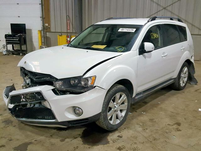 JA4JT3AW8DU013992 - 2013 MITSUBISHI OUTLANDER WHITE photo 2