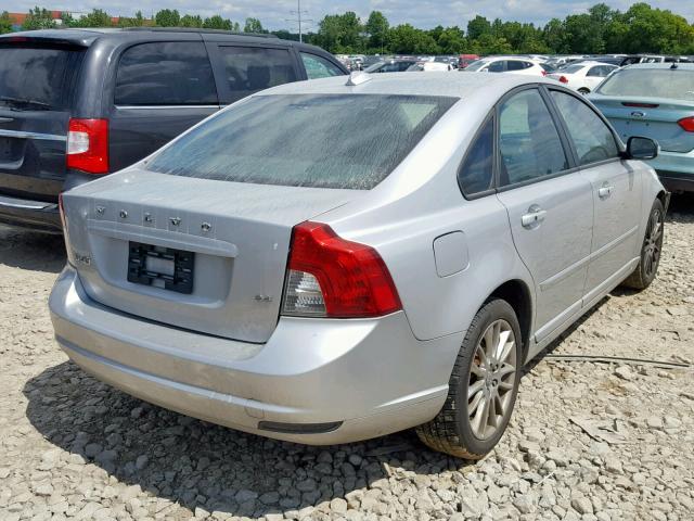 YV1382MS8A2509461 - 2010 VOLVO S40 2.4I SILVER photo 4