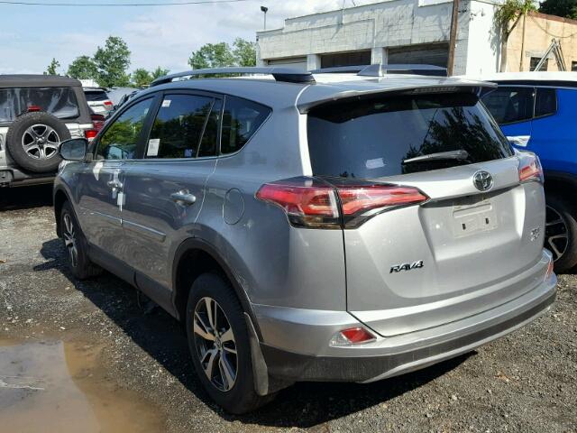 JTMRFREV4JD230133 - 2018 TOYOTA RAV4 ADVEN SILVER photo 3