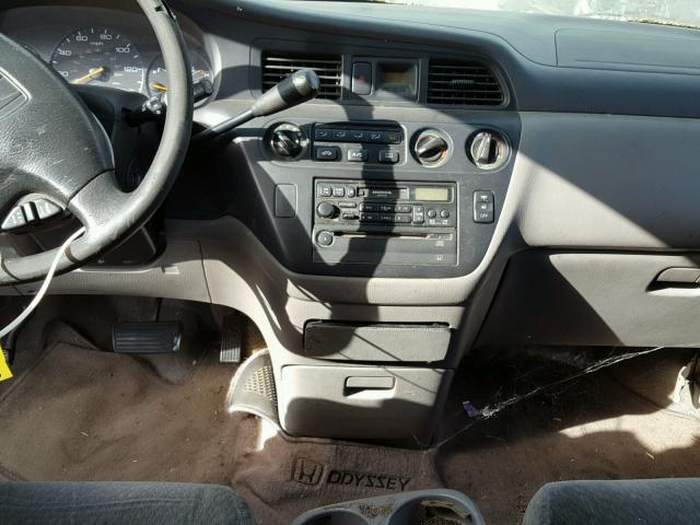 2HKRL1856YH604686 - 2000 HONDA ODYSSEY LX SILVER photo 9