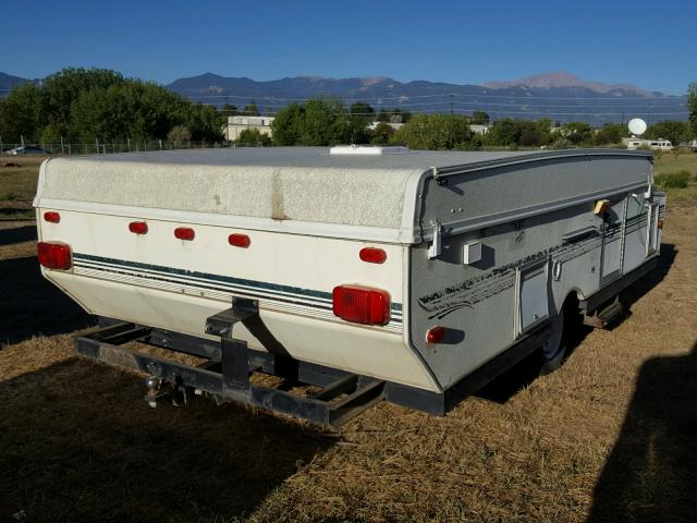 4X4CFSX18WD042272 - 1998 WILDWOOD FLAGSTAFF WHITE photo 4