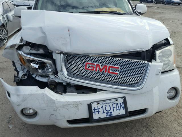 1GKET53M092131038 - 2009 GMC ENVOY DENA WHITE photo 7