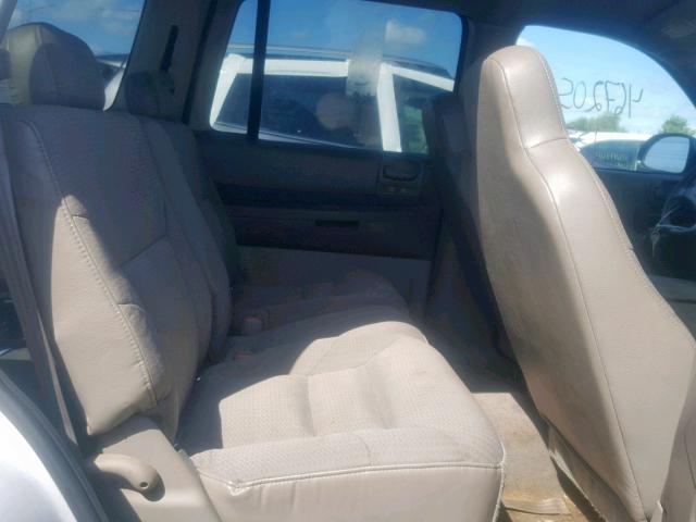 1D4HS38NX3F521567 - 2003 DODGE DURANGO SP WHITE photo 6