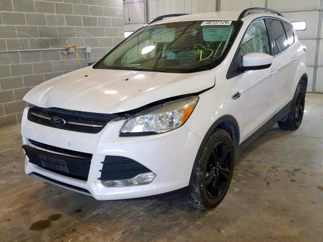 1FMCU9G99FUC29252 - 2015 FORD ESCAPE SE WHITE photo 2