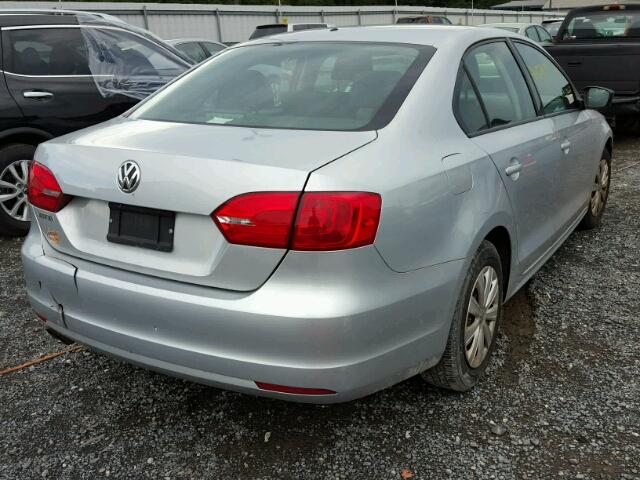 3VW2K7AJ5CM415977 - 2012 VOLKSWAGEN JETTA BASE SILVER photo 4