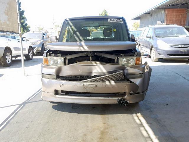 JTLKT334940132829 - 2004 TOYOTA SCION XB Grau Foto 9