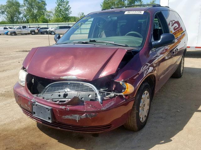 2C4GP44GX1R172374 - 2001 CHRYSLER TOWN & COU MAROON photo 2