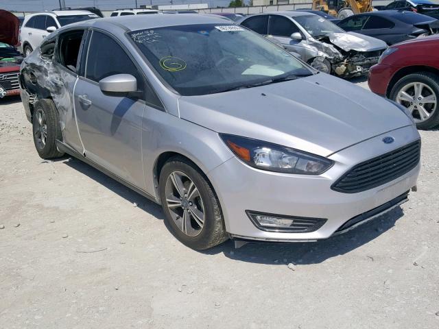 1FADP3FE3JL302289 - 2018 FORD FOCUS SE SILVER photo 1