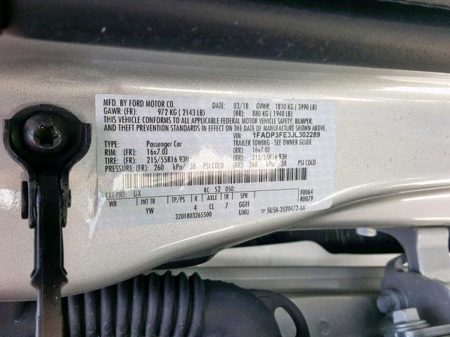 1FADP3FE3JL302289 - 2018 FORD FOCUS SE SILVER photo 10