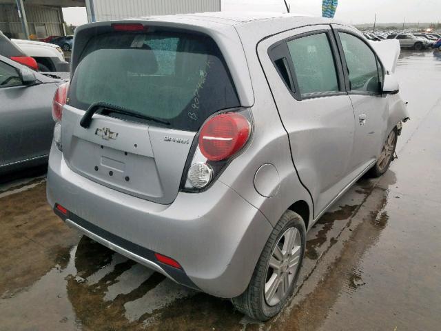 KL8CD6S97FC767022 - 2015 CHEVROLET SPARK 1LT SILVER photo 4