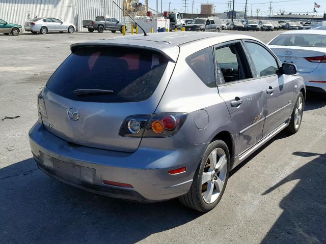 JM1BK144461451571 - 2006 MAZDA 3 HATCHBAC GRAY photo 4