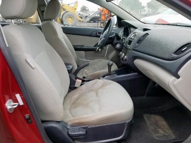 KNAFU4A27A5237415 - 2010 KIA FORTE EX BURGUNDY photo 5