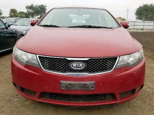 KNAFU4A27A5237415 - 2010 KIA FORTE EX BURGUNDY photo 9