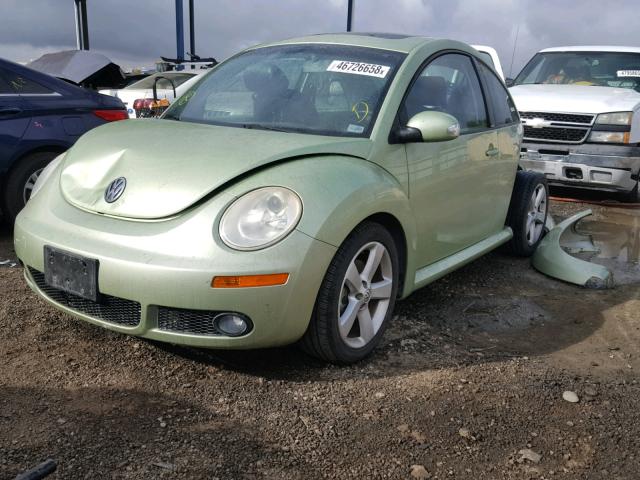 3VWSG31C76M402521 - 2006 VOLKSWAGEN NEW BEETLE GREEN photo 2