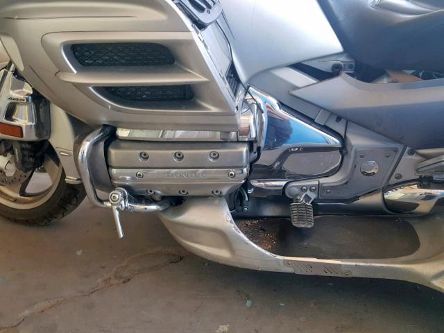 1HFSC47485A407636 - 2005 HONDA GL1800 A SILVER photo 7