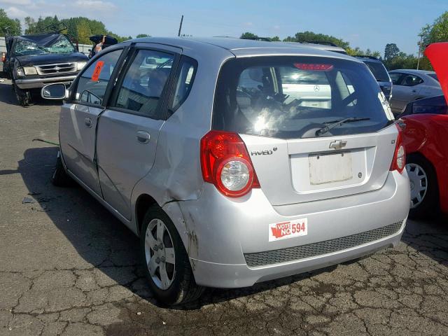 KL1TD66EX9B314349 - 2009 CHEVROLET AVEO LS SILVER photo 3