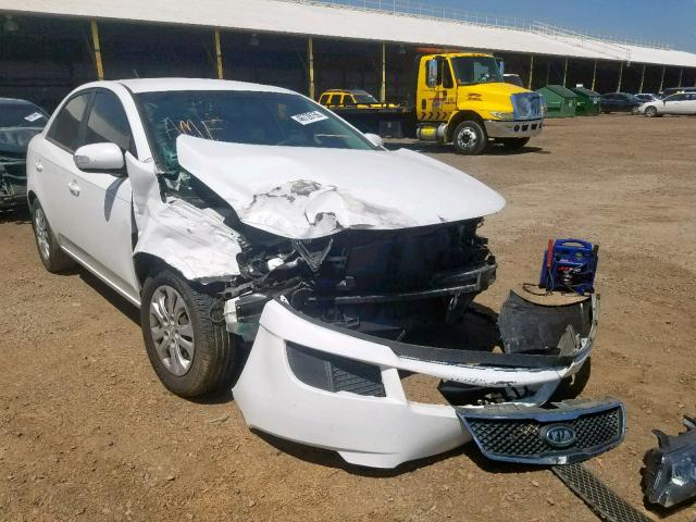 KNAFU4A27A5866513 - 2010 KIA FORTE EX WHITE photo 1