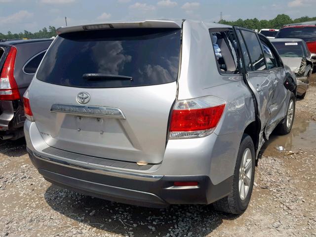 5TDZA3EH0DS038464 - 2013 TOYOTA HIGHLANDER SILVER photo 4