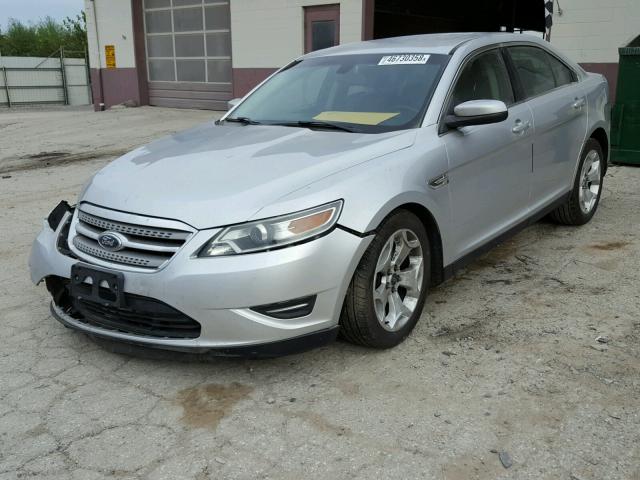 1FAHP2EW3BG175513 - 2011 FORD TAURUS SEL SILVER photo 2