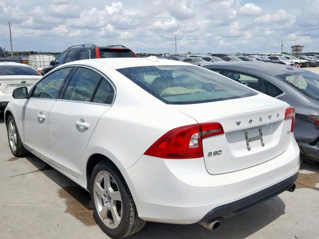 YV1622FS3C2037295 - 2012 VOLVO S60 T5 WHITE photo 3