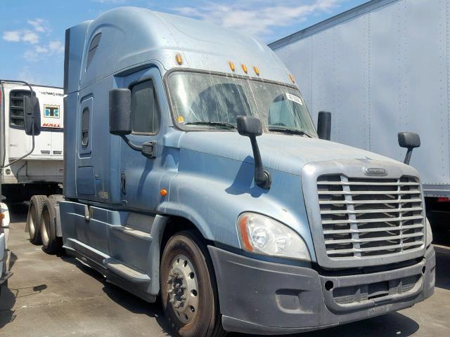 3AKJGLD52FSGB8561 - 2015 FREIGHTLINER CASCADIA 1 BLUE photo 1