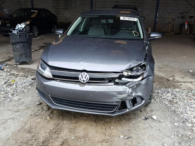 3VW637AJ5DM248777 - 2013 VOLKSWAGEN JETTA HYBR CHARCOAL photo 9