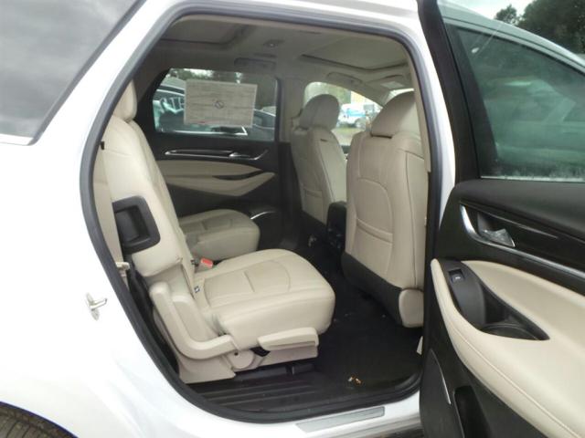 5GAEVAKW7JJ282021 - 2018 BUICK ENCLAVE ES 白色 照片 9