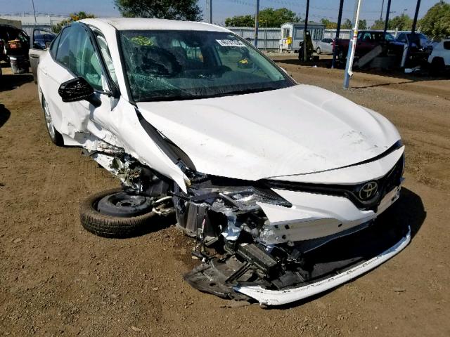 4T1B11HK0KU219369 - 2019 TOYOTA CAMRY L WHITE photo 1