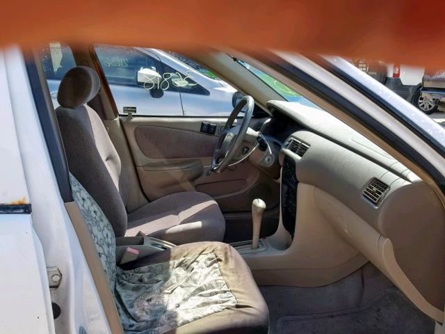 1Y1SK52862Z415966 - 2002 CHEVROLET GEO PRIZM 白色 照片 5