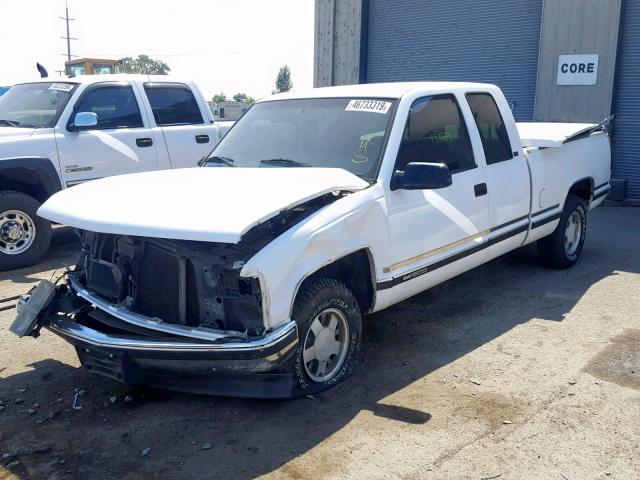 1GTEC19R9VE525525 - 1997 GMC SIERRA C15 WHITE photo 2